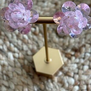 Lovely pink lucite floral beaded flower vintage clip on earrings